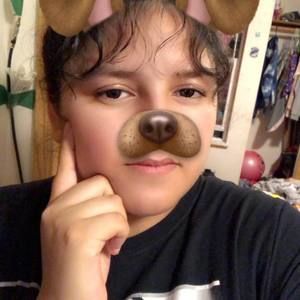 Meet your Posher, Leticia